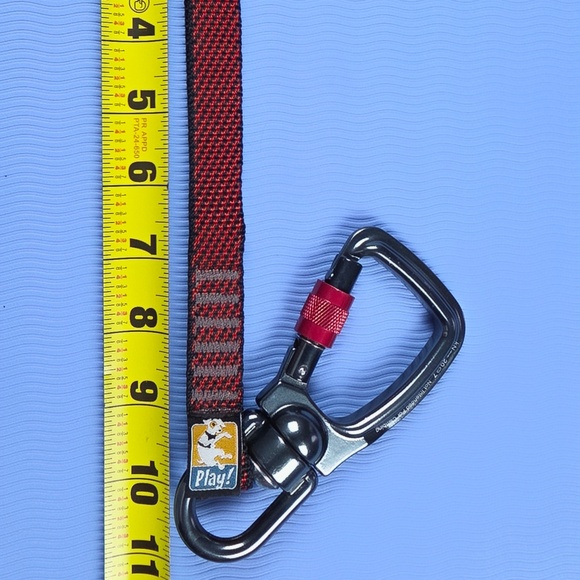 Kurgo Adjustable Nylon Dog Leash w/ Swivel Locking Metal Carabiner 20kN - Picture 3 of 10